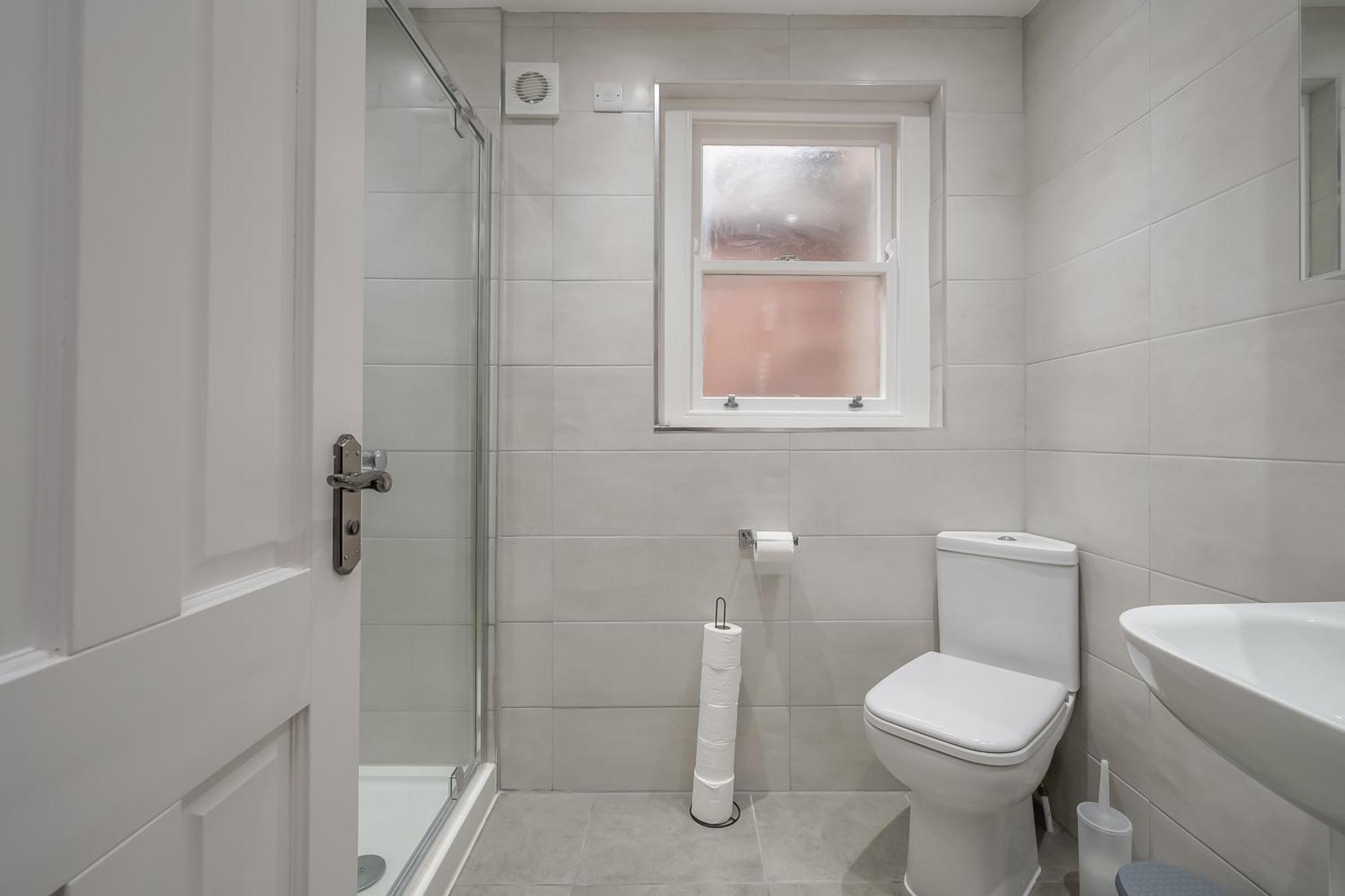 Staybynumbers - Belfast City Centre - 3 Bed, 3 Bathroom & Parking المظهر الخارجي الصورة